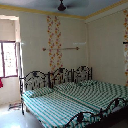New Regency Hotell Chennai Exteriör bild