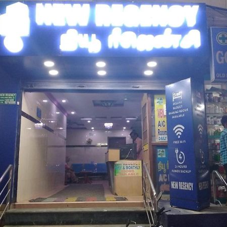 New Regency Hotell Chennai Exteriör bild