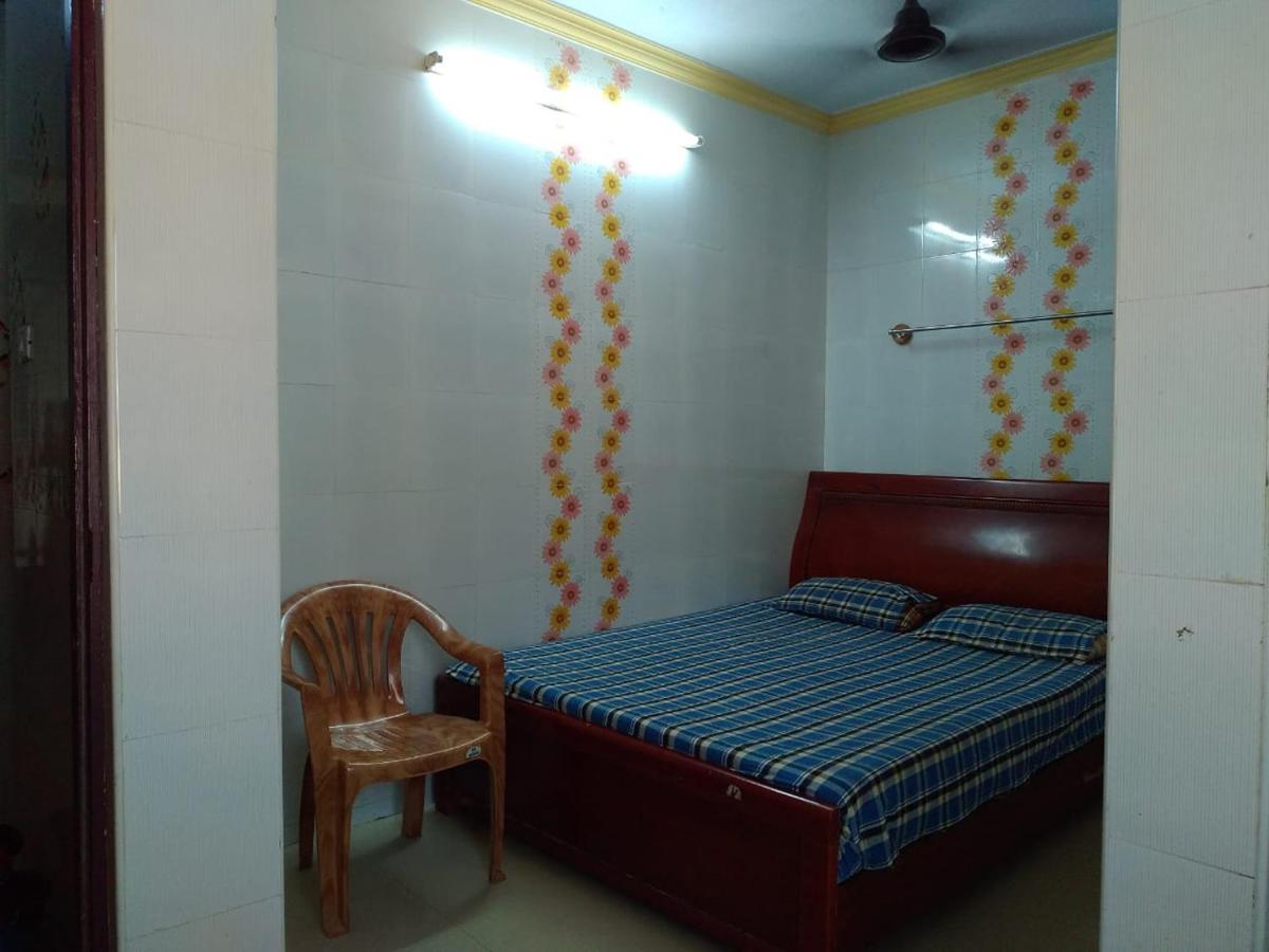 New Regency Hotell Chennai Exteriör bild